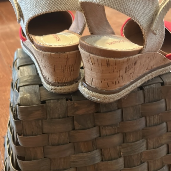 Red baretrap espadrille - Picture 3 of 6